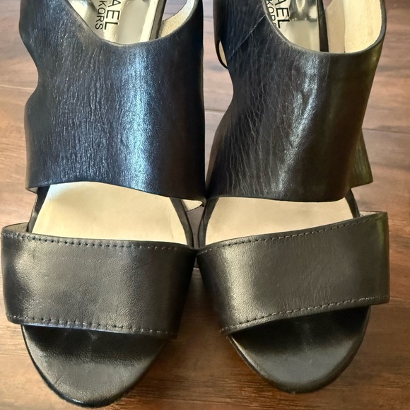 Michael Kors Carla Black Leather Platform Sandals-Size 8.5-Sexy, Black Tie - Picture 6 of 16